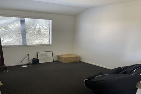 Photo of property in 20 Trotting Terrace, Fairview Heights, Auckland, 0632