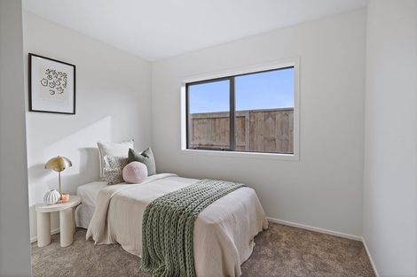 Photo of property in 22 Oneone Street, Cambridge, 3493