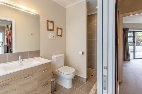 Photo of property in 19 Jg Wilson Drive, Waipukurau, 4281