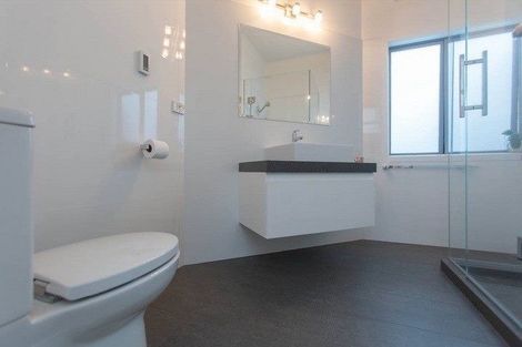 Photo of property in 2 Puna Street, Orakei, Auckland, 1071