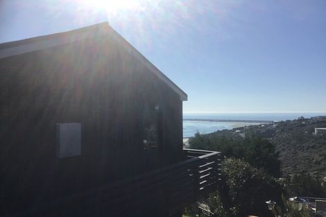 Photo of property in 17 Selleck Street, Mount Pleasant, Christchurch, 8081