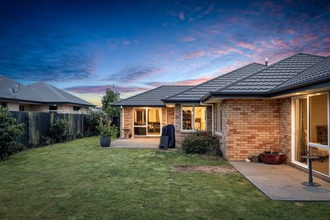 Photo of property in 37 Globe Bay Drive, Templeton, Christchurch, 8042