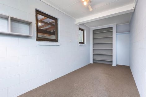 Photo of property in 53 Stratford Drive, Cable Bay, 0420