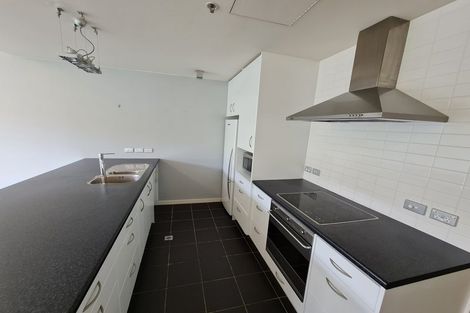 Photo of property in Montreaux Apartments, 8a/164 The Terrace, Wellington Central, Wellington, 6011