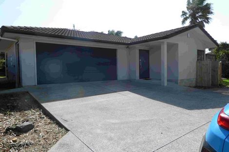 Photo of property in 42 Triangle Road, Massey, Auckland, 0614