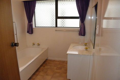 Photo of property in 84 Mackenzie Street, Winton, 9720