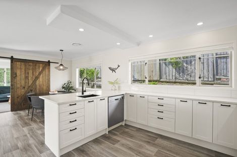 Photo of property in 15 Rochester Place, Bethlehem, Tauranga, 3110