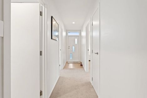 Photo of property in 1/21 Marie Avenue, Red Beach, 0932