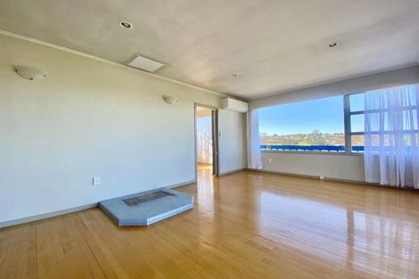 Photo of property in 34 Juniper Road, Sunnynook, Auckland, 0620