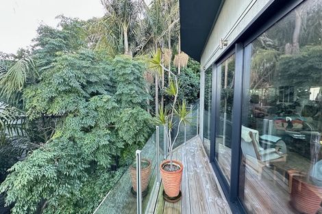 Photo of property in 22 Domain Crescent, Muriwai, Waimauku, 0881