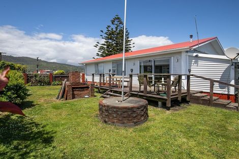 Photo of property in 36 Reid Street, Blaketown, Greymouth, 7805