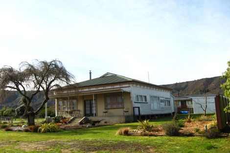 Photo of property in 11 Andersen Street, Reefton, 7830