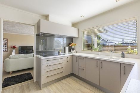 Photo of property in 2 Bucksburn Place, Greenmeadows, Napier, 4112