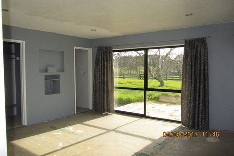 Photo of property in 84 Young Access, Dairy Flat, Silverdale, 0992