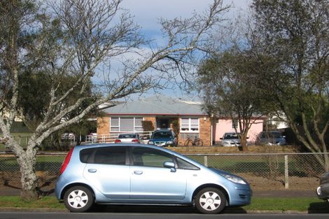 Photo of property in 79 Norton Road, Frankton, Hamilton, 3204