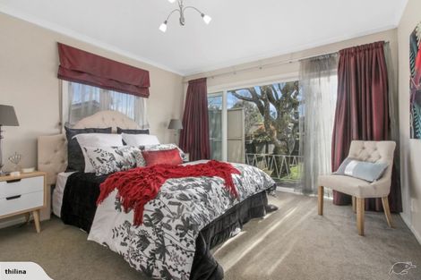 Photo of property in 11 Albert Street, Papakura, 2110