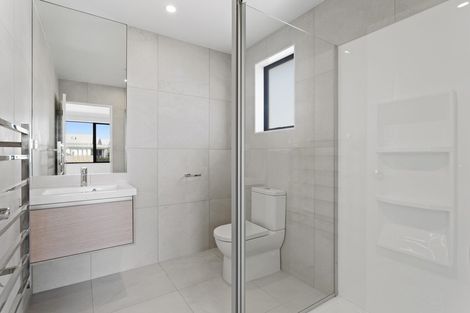 Photo of property in 20 Taikura Avenue, Red Beach, 0932