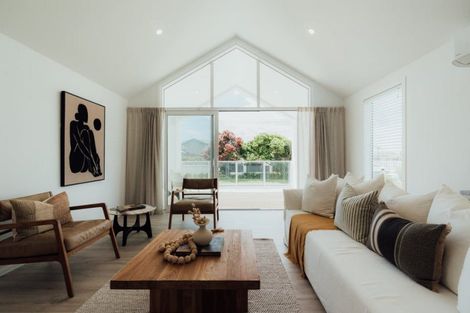 Photo of property in 64a Karewa Parade, Papamoa Beach, Papamoa, 3118