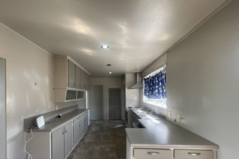 Photo of property in 49 Walworth Avenue, Pakuranga Heights, Auckland, 2010