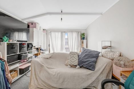 Photo of property in 1/140 Parkhurst Road, Parakai, 0830