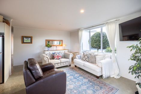 Photo of property in 16 Riverglen Road, Waipu, 0510