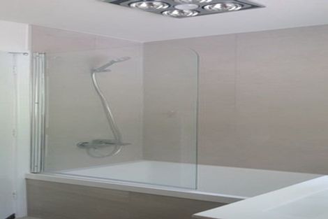 Photo of property in 24 Alexander Avenue, Torbay, Auckland, 0630