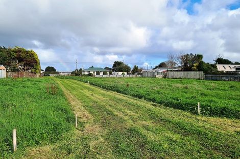 Photo of property in 81 Whitcombe Road, Opunake, 4616