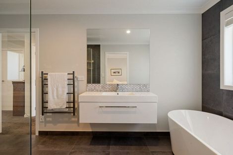 Photo of property in 56 Kingdon Street, Leamington, Cambridge, 3432