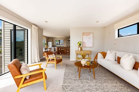 Photo of property in 29 Lambley Road, Titahi Bay, Porirua, 5022