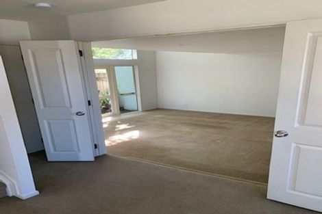 Photo of property in 2/6 Nile Road, Milford, Auckland, 0620