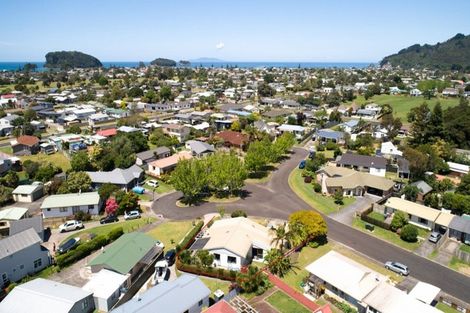 Photo of property in 100d Waverley Place, Whangamata, 3620