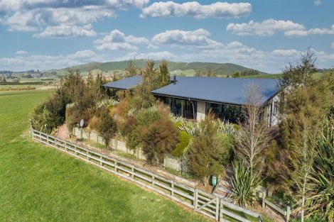 Photo of property in 219 Wyndale Road, Springfield, Sheffield, 7580