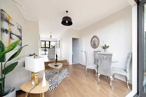 Photo of property in 3/32 Brandon Road, Glen Eden, Auckland, 0602