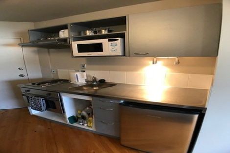 Photo of property in Scotia Tower Apartments, 9b/8 Scotia Place, Auckland Central, Auckland, 1010