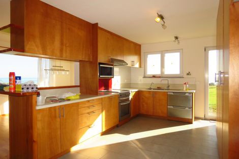 Photo of property in 10 Freyja Crescent, Coopers Beach, 0420