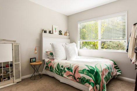 Photo of property in 57 Admirals Court Drive, Greenhithe, Auckland, 0632