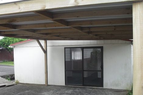 Photo of property in 49 Othello Drive, Clover Park, Auckland, 2023