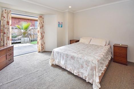 Photo of property in 7a West Street, Papakura, 2110