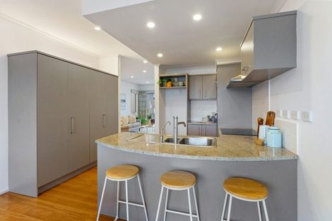 Photo of property in 24/4u Seaview Road, Paraparaumu Beach, Paraparaumu, 5032