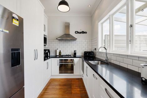 Photo of property in 9 Rata Street, Maeroa, Hamilton, 3200