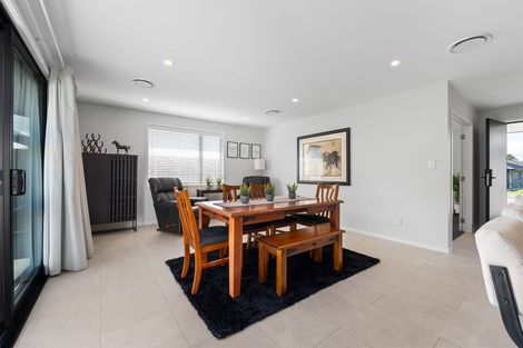 Photo of property in 2 Atea Place, Hawera, 4610