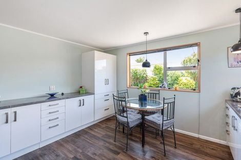 Photo of property in 9 Bermuda Grove, Paraparaumu Beach, Paraparaumu, 5032
