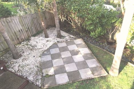 Photo of property in 34 Kiteroa Terrace, Rothesay Bay, Auckland, 0630