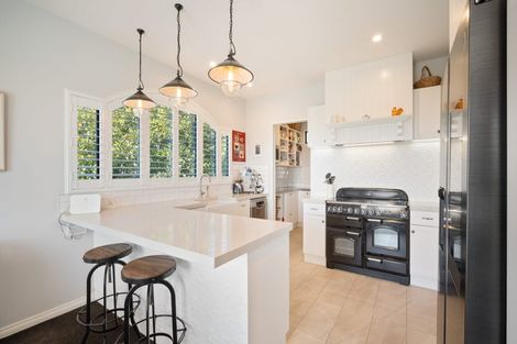 Photo of property in 39 Overdale Drive, Cashmere, Christchurch, 8022