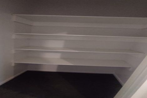 Photo of property in 3/47 Awaroa Road, Sunnyvale, Auckland, 0612