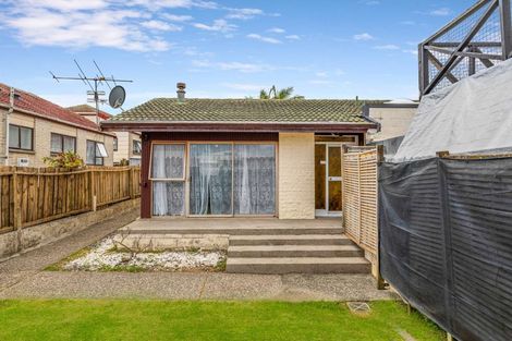 Photo of property in 2/19 Maich Road, Manurewa, Auckland, 2102