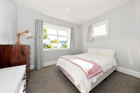 Photo of property in 74 Grafton Street, Waltham, Christchurch, 8011