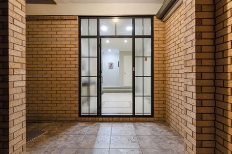 Photo of property in 53 Medallion Drive, Oteha, Auckland, 0632