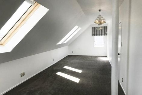 Photo of property in 23 Selwyn Terrace, Thorndon, Wellington, 6011