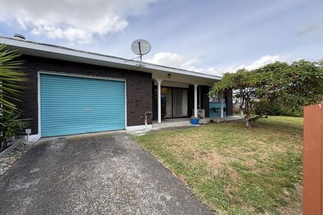 Photo of property in 70 Belvedere Avenue, Waikanae, 5036